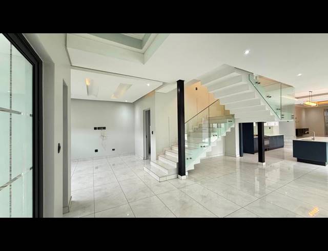 7 BEDROOM HOUSE FOR SALE IN MIDSTREAM RIDGE